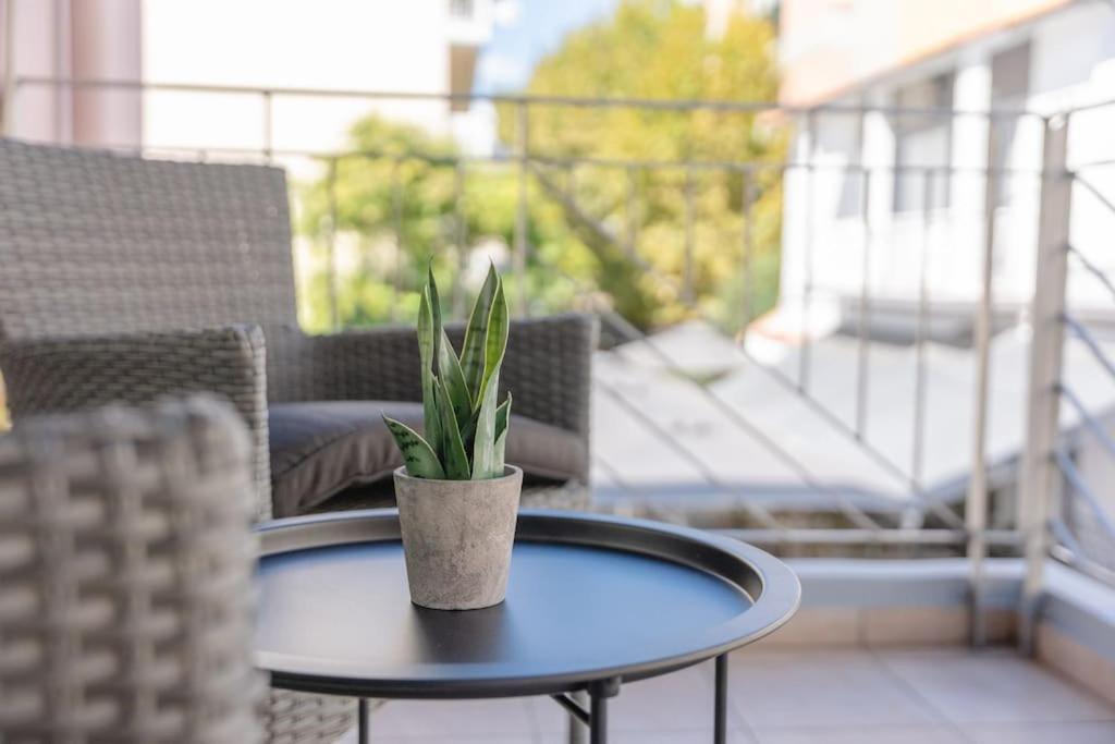 #t33 Chic 2br In The Centre Of * Volos